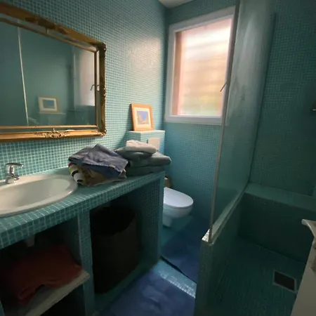 Apartment Cosy A Menilmontant Paris
